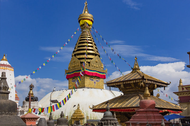 世界遺産のカトマンズ盆地と、ネパール最古の仏教寺院スワヤンブナート 